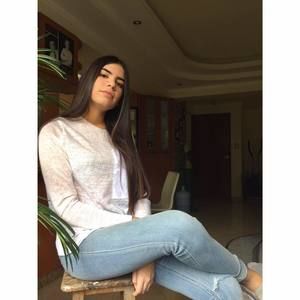 Meet your Posher, Stefania